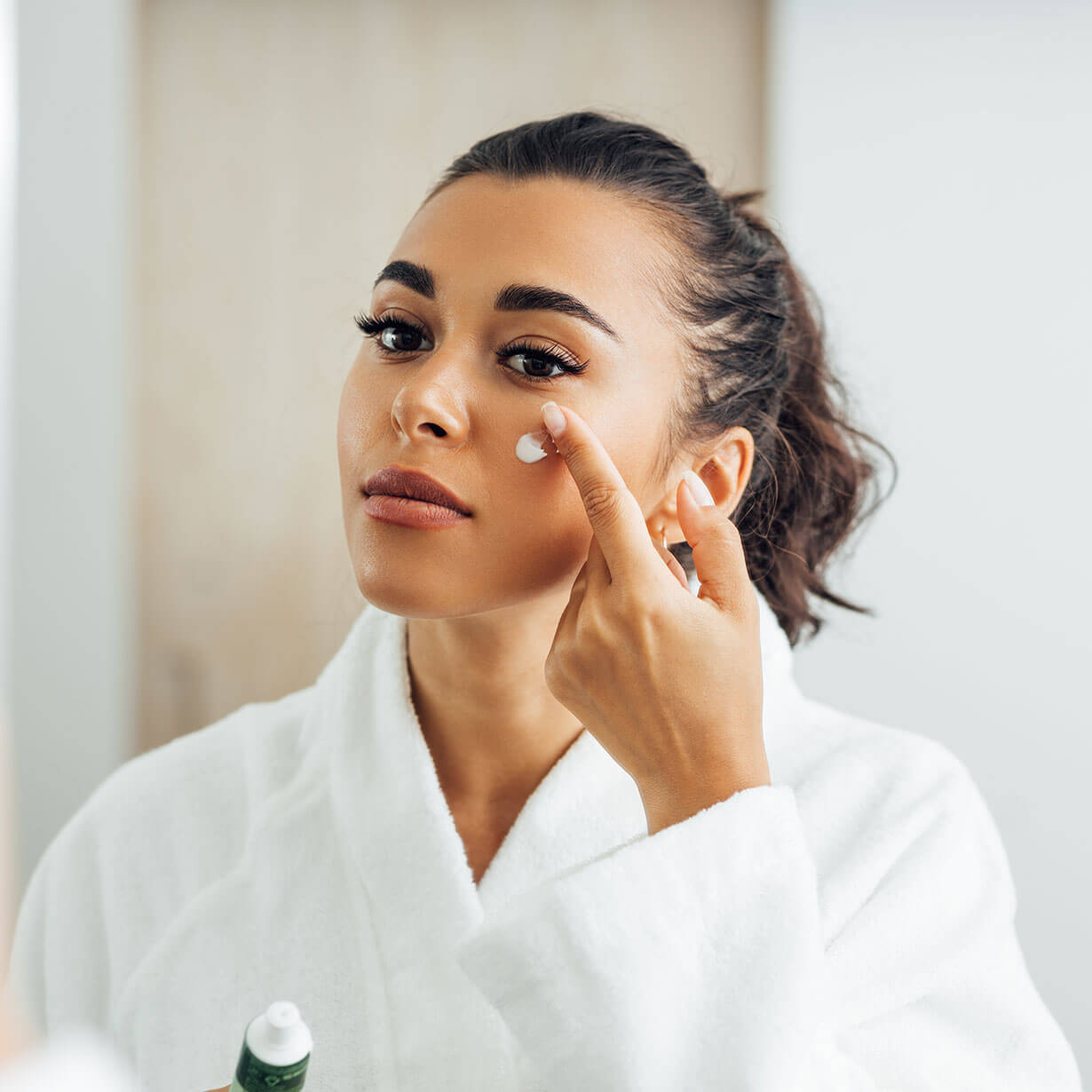 Why-Brightening-Skincare-Is-Important-in-Pakistan’s-Climate